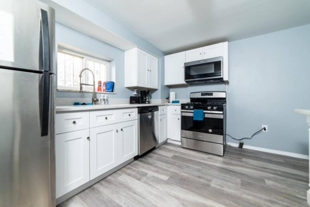 1St Floor - Free Parking - Washer & Dryer - Agh Pittsburgh Exterior foto