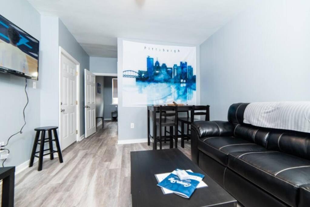 1St Floor - Free Parking - Washer & Dryer - Agh Pittsburgh Exterior foto